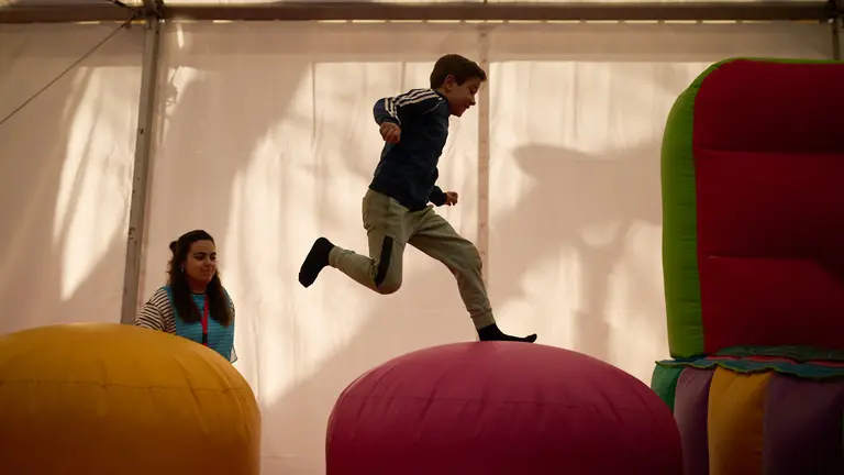 Espacio COworkids para los niños en la Plaza de la Libertad durante la Navidad de 2022. PABLO LASAOSA