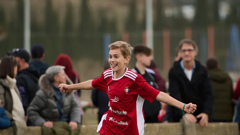 Atargi se enfrenta a Irabia Izaga en dieciseisavos de final del torneo interescolar 2022. PABLO LASAOSA