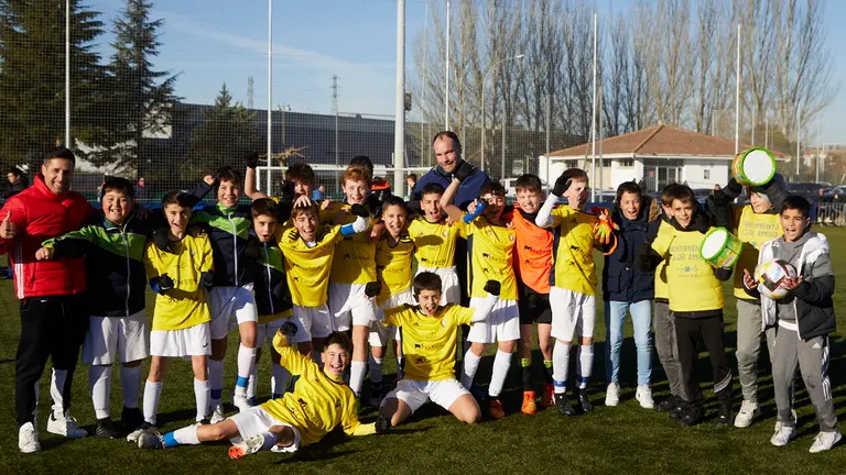 Partido de semifinales del XL Torneo Interescolar de Fundación Osasuna en categoría mixta entre Luis Amigó e Ikastola Ezkaba disputado en las instalaciones de Tajonar. IÑIGO ALZUGARAY