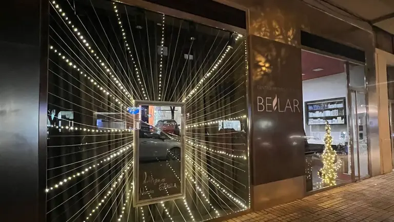 Imagen del escaparate ganador en esta edición del concurso navideño. CEDIDA