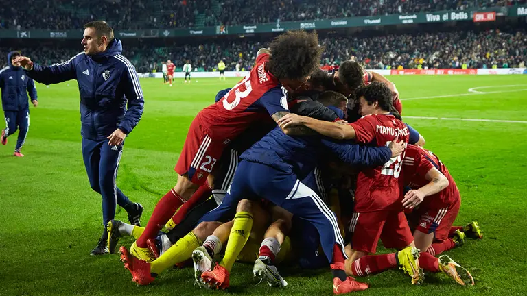 CA Osasuna celebrate victory during the Copa del Rey round of 16 match between Real Betis and CA Osasuna at Benito Villamarin stadium on January 18, 2023, in Sevilla, Spain.
Joaquin Corchero / AFP7 / Europa Press
18/1/2023 ONLY FOR USE IN SPAIN