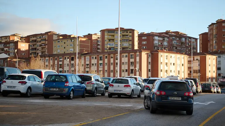 Aparcamiento disuasorio de Arrosadía. PABLO LASAOSA