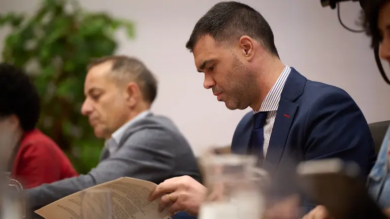 Mesa y Junta de Portavoces del Parlamento de Navarra. PABLO LASAOSA