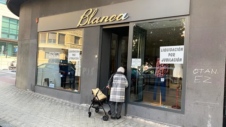 fachada de la boutique Blanca en la calle Navarro Villoslada 23 de Pamplona. Navarra.com