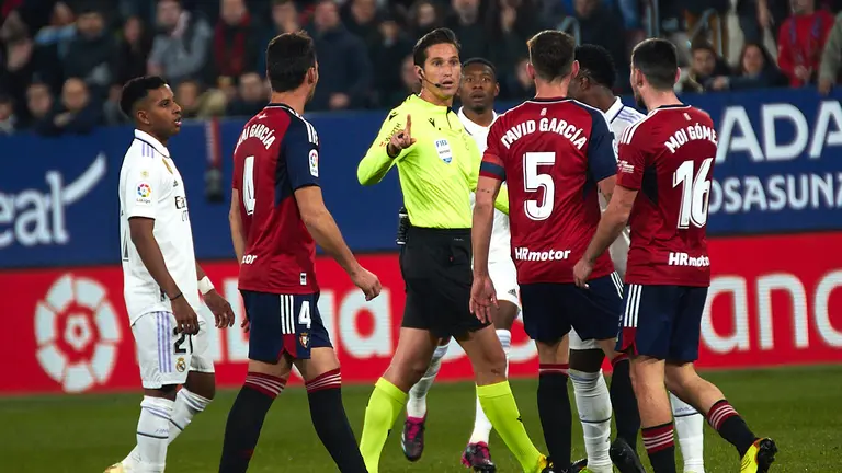 Partido de La Liga Santander entre CA Osasuna y Real Madrid disputado en el estadio de El Sadar. IÑIGO ALZUGARAY