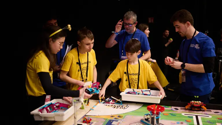 Torneo Clasificatorio FIRST LEGO League Navarra celebrado en el Colegio Salesianos de Sarriguren. PABLO LASAOSA