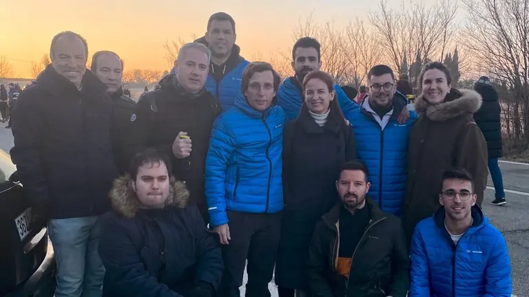 El alcalde de Madrid, José Luis Martínez-Almeida, participa en el via crucis de la Javierada junto a Carlos García Adanero o Javier García. PP NAVARRA