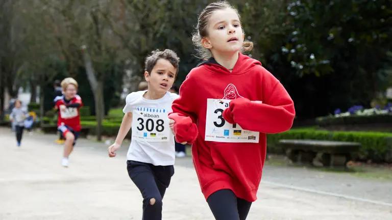 Carrera solidaria por la infancia refugiada organizada por Alboan. IÑIGO ALZUGARAY