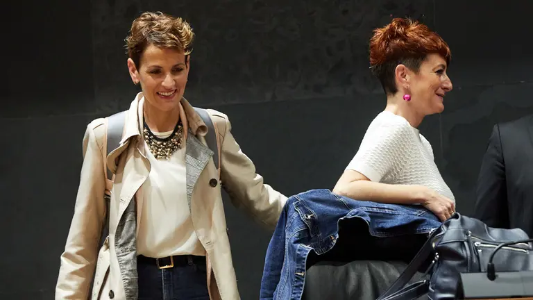 María Chivite, en el pleno del Parlamento de Navarra. IÑIGO ALZUGARAY