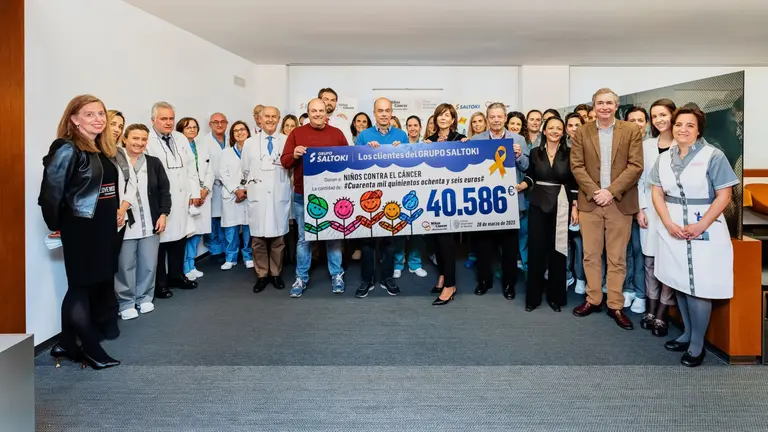 Donativo de Grupo Saltoki a la Asociación Niños Contra el Cáncer. CEDIDA