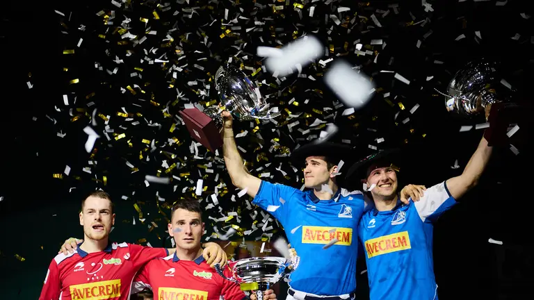 Laso-Imaz se enfrentan a Elordi-Zabaleta en la final del Campeonato de Parejas de 2023 en el Navarra Arena. PABLO LASAOSA