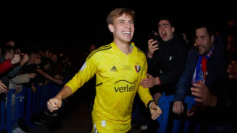 Celebración de la clasificación de Osasuna para la final de la Copa del Rey, en la Plaza del Castillo de Pamplona. IÑIGO ALZUGARAY