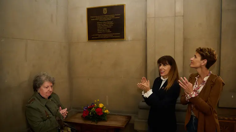 la agrupación municipal del PSN celebra un homenaje a los concejales y trabajadores fusilados tras el golpe de Estado de 1936 con la intervención de la secretaria general del PSN, María Chivite, la secretaria de la agrupación municipal del PSN en Pamplona, Maite Esporrín, y Borja Paredes, de UGT. PABLO LASAOSA