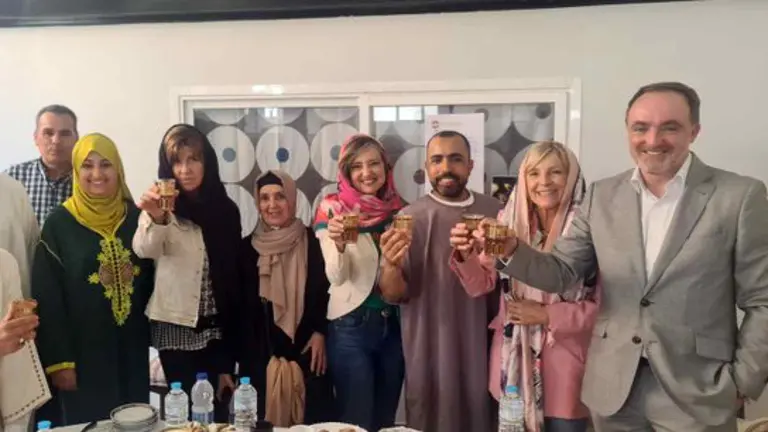 Las candidatas de UPN al Ayuntamiento dwe Pamplona con el velo islámico. UPN Twitter