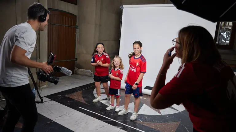 Más de 200 aficionados grabaron su mensaje de apoyo a Osasuna para la final de la Copa del Rey. AYUNTAMIENTO DE PAMPLONA
