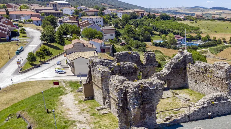 Imagen de las ruinas del Castillo de Tiebas en Navarra. CONCEJO DE TIEBAS