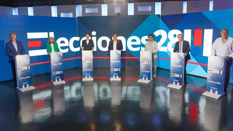 Debate electoral organizado por Navarra Televisión con los candidatos a la Alcaldía de Pamplona. IÑIGO ALZUGARAY