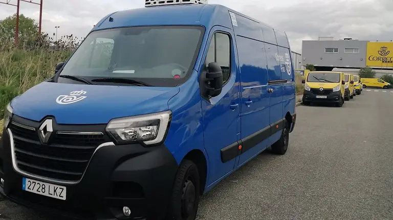 Camión de reparto de Correos Frío. CORREOS