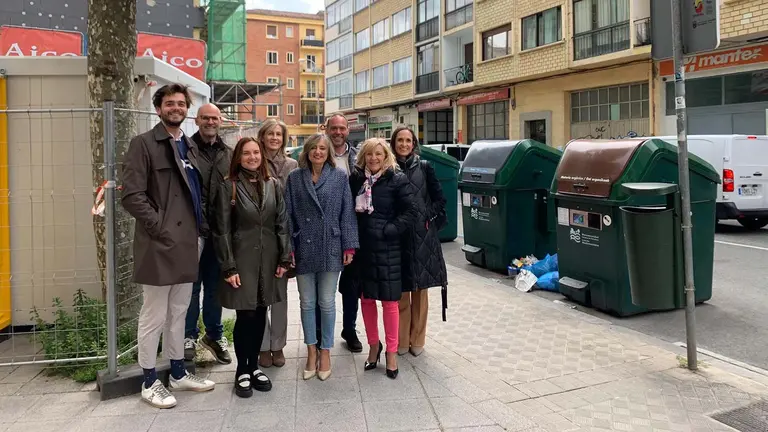La candidata de UPN a la Alcaldía de Pamplona, Cristina Ibarrola, en un acto de campaña. UPN