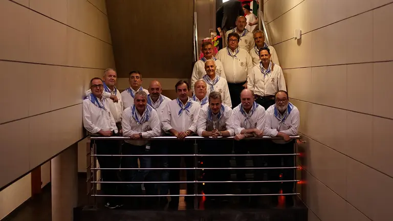 Imagen de los integrantes de la Tuna Antigua de Navarra en el concierto de Artica. CEDIDA