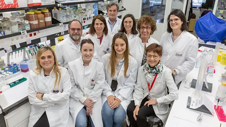 Delante: Carmen Vicente, Silvia Romero, Irene Peris, Maria Dolores Odero. Detrás: Vicente Fresquet, Nerea Marcotegui, José Ángel Martínez Climent, Andrea Torres, Maria Del Carmen Mateos, Cristina Alburquerque (ausente) y Elena Arriazu. - CIMA