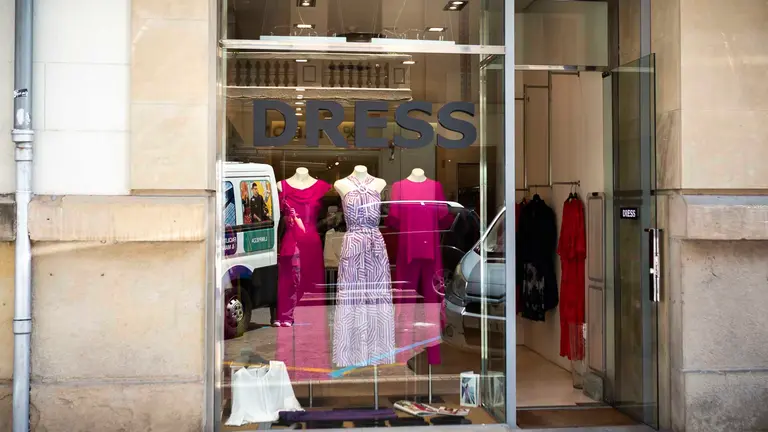 Reportaje de la tienda Dress en Paulino Caballero 15. JASMINA AHMETSPAHIC