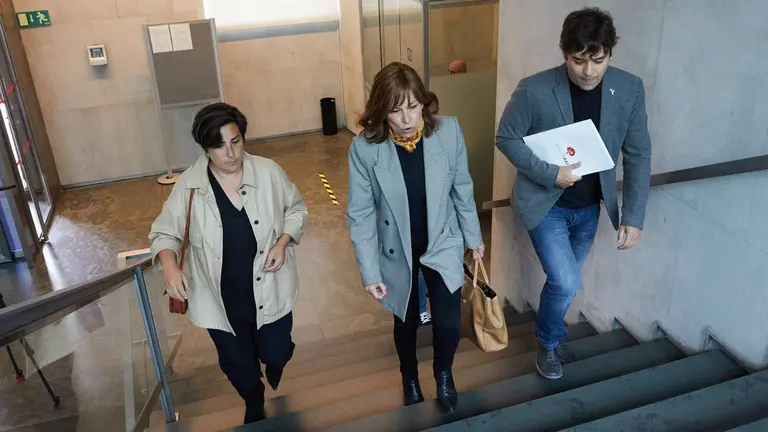 La secretaria general del PSN y candidata a la Presidencia del Gobierno de Navarra, María Chivite, se reúne con la candidata de Geroa Bai, Uxue Barkos. IÑIGO ALZUGARAY