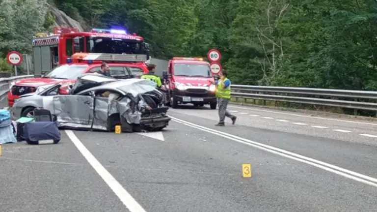 Herida grave una mujer de 65 años tras un accidente en la NA-121-A. GUARDIA CIVIL