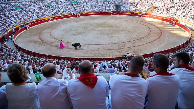 Quinta corrida de Sanfermines 2019 con la ganadería Victoriano del Río y los toreros Antonio Ferrera, 'El Juli' y Pablo Aguado. IÑIGO ALZUGARAY