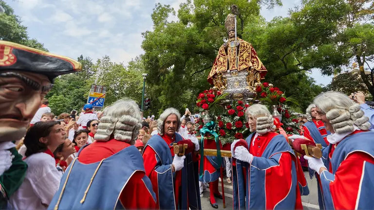 Procesión de San Fermín 2023 por las calles de Pamplona. IÑIGO ALZUGARAY