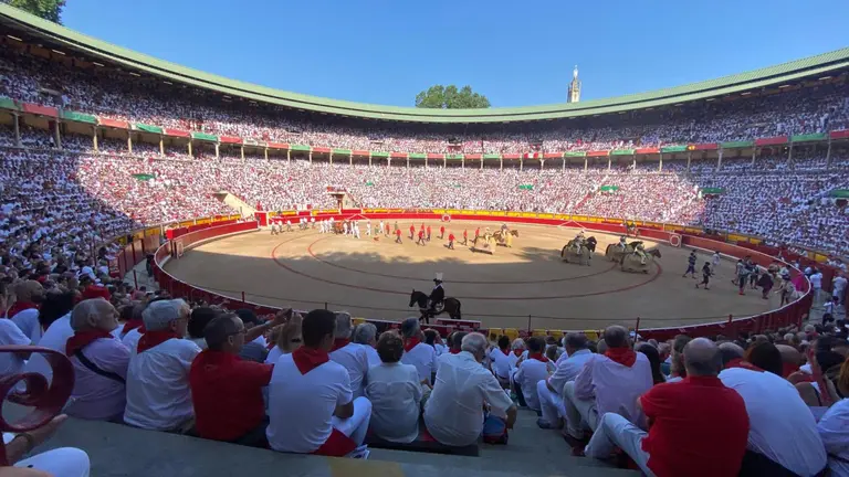 Quinta corrida de la Feria del Toro de San Fermín 2023 en la plaza del toros de Pamplona con toros de la ganadería de Núñez del Cuvillo para los diestros Morante de la Puebla, Alejandro Talavante y Roca Rey. JASMINA AHMETSPAHIC
