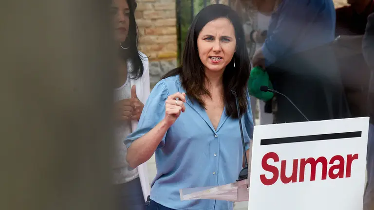 La Vicepresidenta segunda del Gobierno de España y candidata de Sumar a la Presidencia en las próximas elecciones generales del 23-J, Yolanda Díaz, ha recorrido las calles de Pamplona y participado en un mitin,  acompañada por la líder de Podemos, ministra y hasta ahora diputada por Navarra Ione Belarra y la cabeza de lista al Congreso de Sumar por la Comunidad foral, la eurodiputada Idoia Villanueva. IÑIGO ALZUGARAY