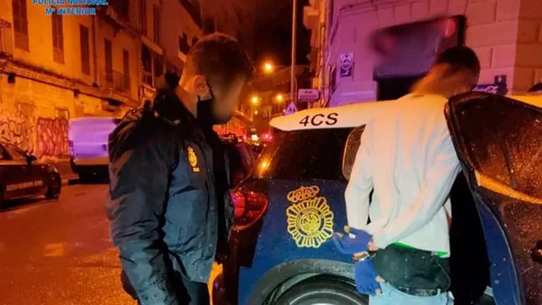 Detención por parte de la Policía Nacional. - POLICÍA NACIONAL.