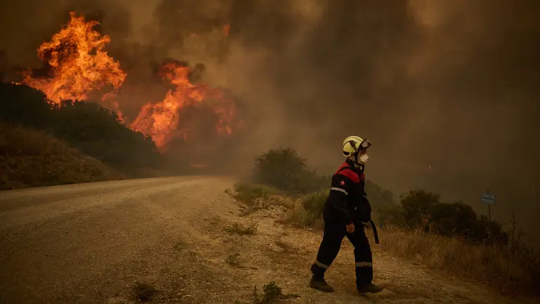 Incendio Artajona Mendigorría. PABLO LASAOSA