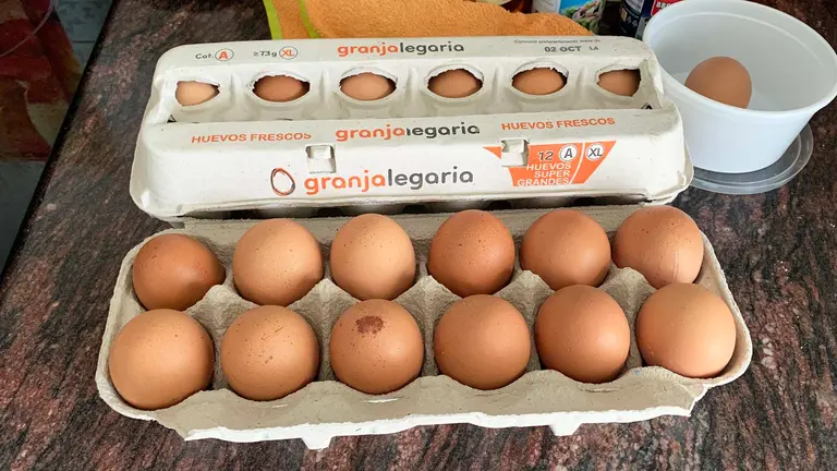 Huevos de la Granja Legaria en la localidad de Legaria (Navarra). Navarra.com