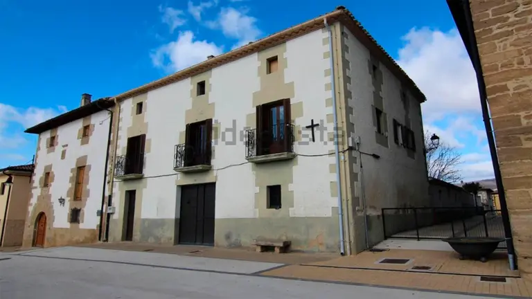 Casa en venta en Uterga. IDEALISTA