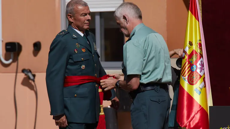 Acto de imposición de la faja de general de brigada de la Guardia Civil a José Santiago Martín Gómez en la Comandancia de la Guardia Civil de Navarra en Pamplona. IÑIGO ALZUGARAY