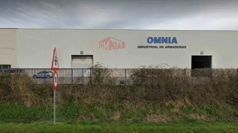 Fachada de la empresa Industrial de Armaduras omnia, de la localidad navarra de Echarri Aranaz. GOOGLEMAPS