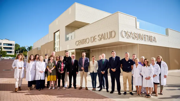 Inauguración del nuevo centro de salud de Zizur Mayor en la urbanización Ardoi. PABLO LASAOSA