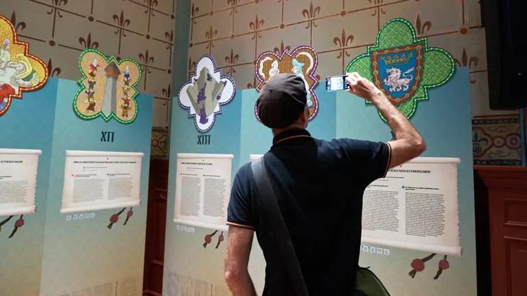 Inauguración de la muestra y presentación de las conferencias organizadas por la UPNA en la sede de la Mancomunidad de la Comarca de Pamplona para conmemorar el 600 aniversario del Privilegio de la Unión de la capital navarra. IÑIGO ALZUGARAY