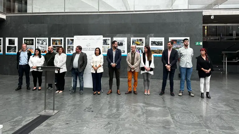 Representantes de los grupos parlamentarios en el Día Internacional para la Erradicación de la Pobreza. CEDIDA