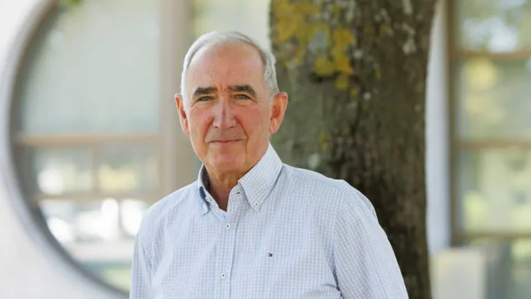 Pedro Charro Ayestarán, ganador del XX Premio Internacional de Crítica Literaria Amado Alonso. UPNA