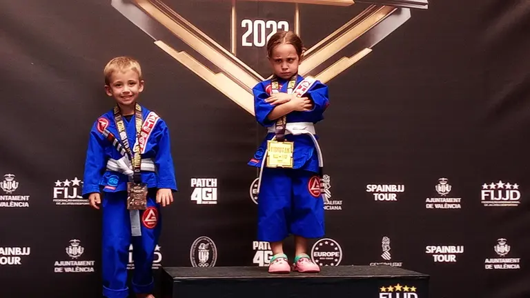 Irene Díaz en lo más alto del podium del campeonato de Europa. CEDIDA