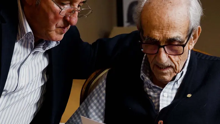 La sorpresa de Osasuna al socio número 1 de Osasuna. CEDIDA