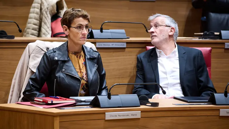 María Chivite y Félix Taberna, presidenta y vicepresidente del Gobierno de Navarra. PABLO LASAOSA