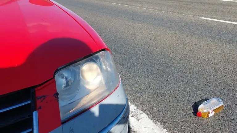 La Policía Foral ha encontrado una botella con un contenido sospechoso. CEDIDA