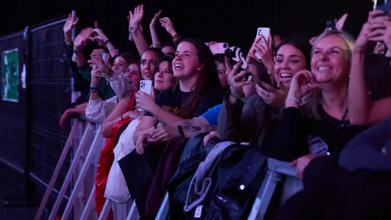 Concierto de Melendi, dentro de su gira “20 Años Sin Noticias”, en el pabellón Navarra Arena de Pamplona. IÑIGO ALZUGARAY