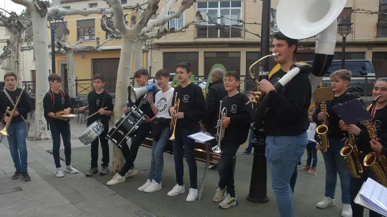 Las agrupaciones musicales de Caparroso han celebrado este fin de semana la festividad de Santa Cecilia. AMAYA LUQUI (1)
