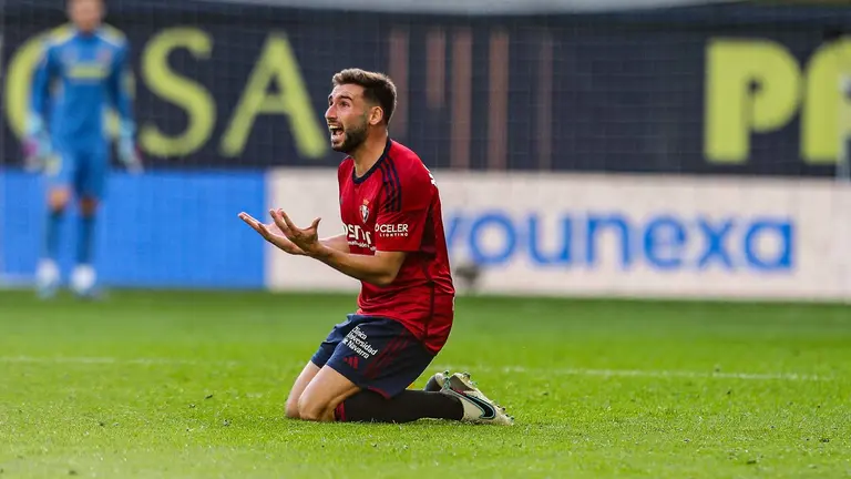 Jon Moncayola durante el partido de Osasuna en Villarreal. AFP7 / Europa Press