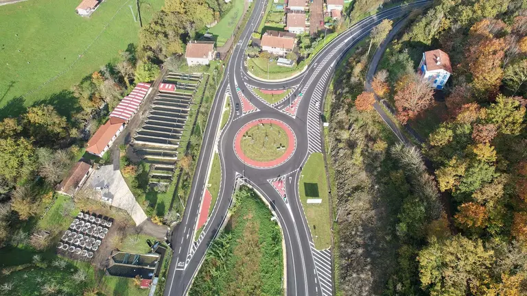 Rotonda a la altura de Oronoz en la N-121-A.